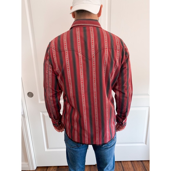 Levi’s Pearl Snap Western Shirt - Picture 2 of 3